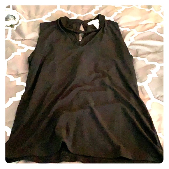 Top - Picture 1 of 2